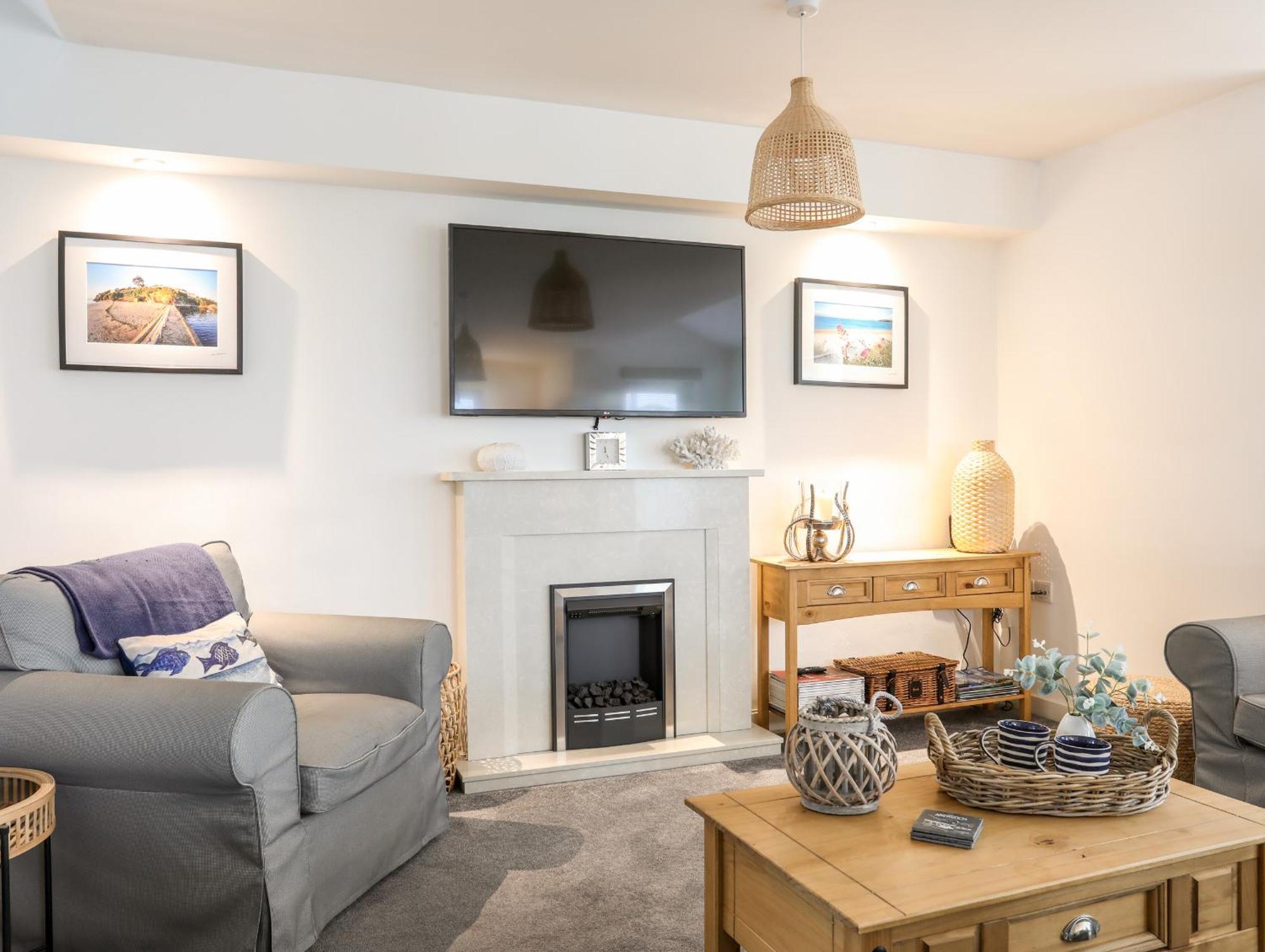 Ty Glan Y Mor - Pwllheli Villa Buitenkant foto